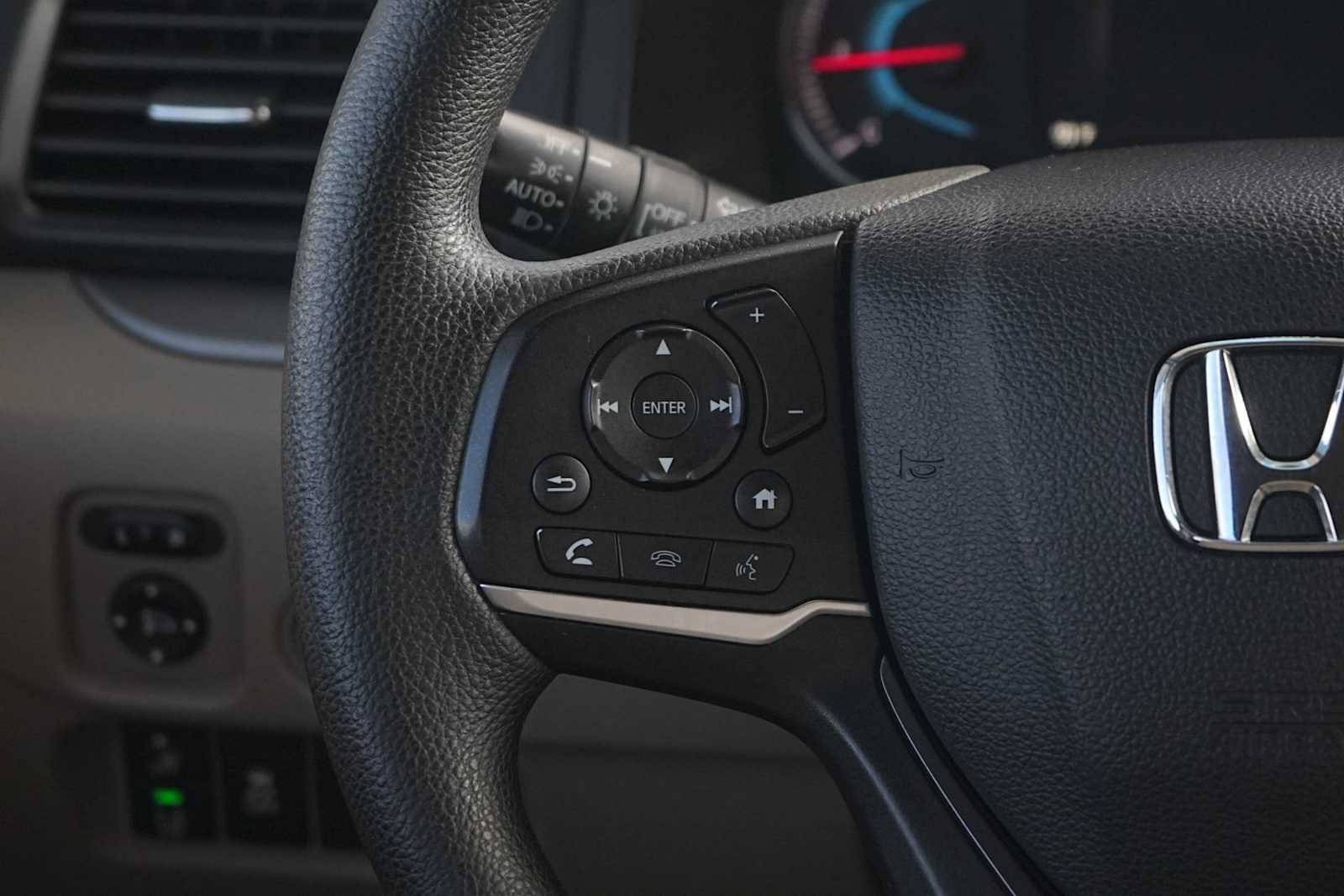 Used 2020 Honda Pilot EX image 17
