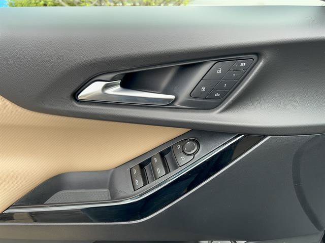 New 2026 Chevrolet Equinox ACTIV w/ Convenience Package III FWD image 9