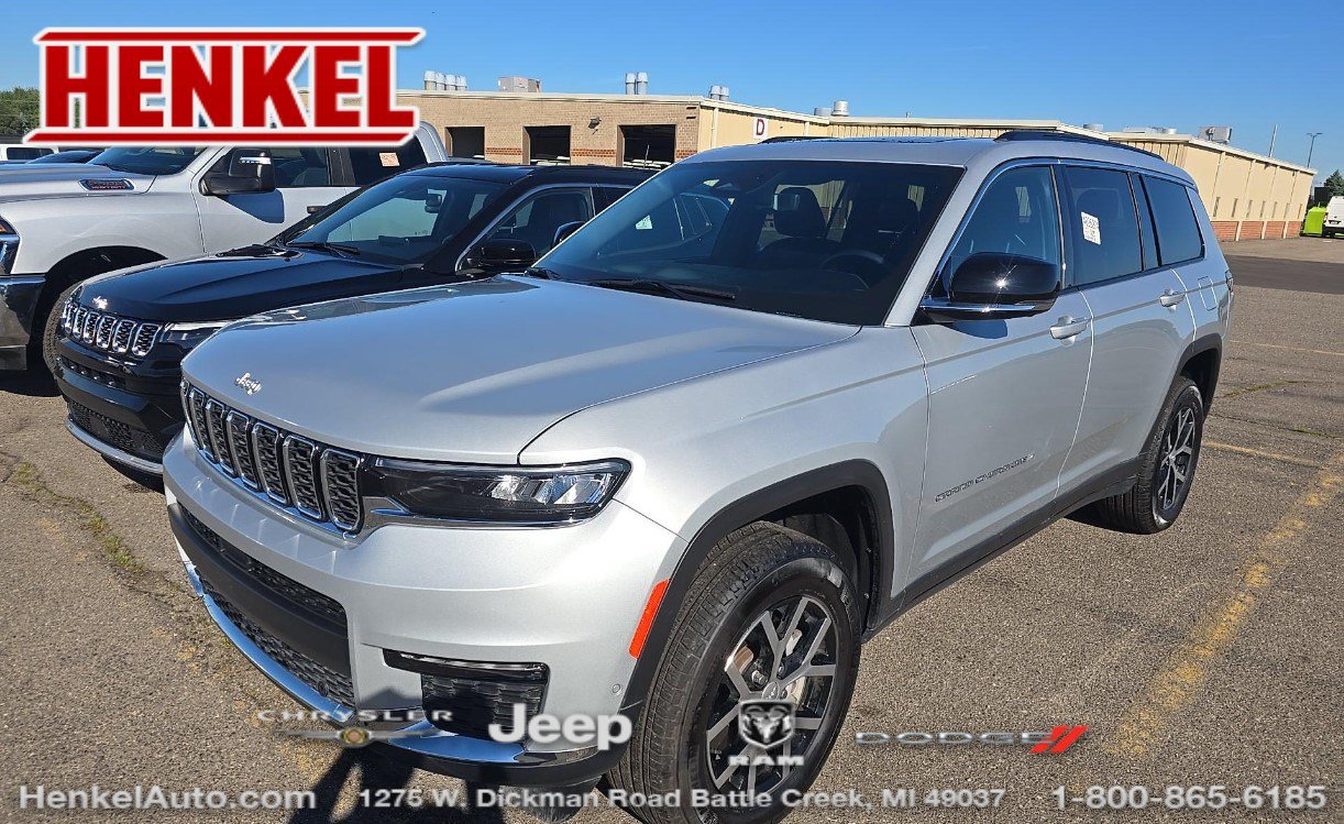 Used 2025 Jeep Grand Cherokee L Limited w/ Luxury Tech Group II AWD/4WD image 1
