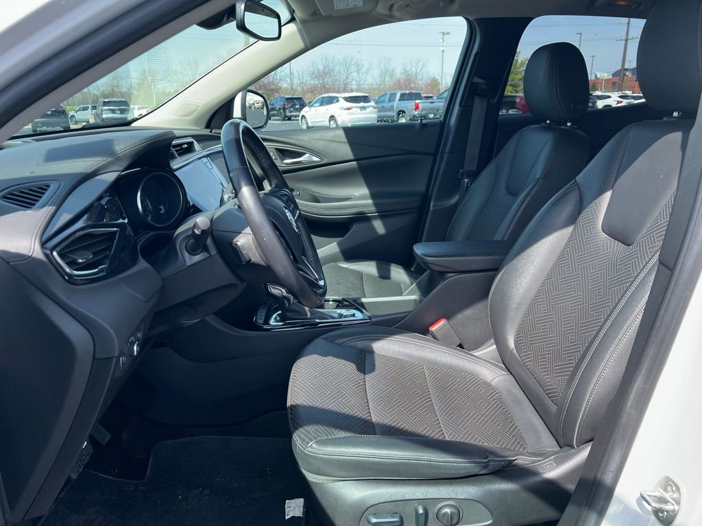 Used 2023 Buick Encore GX Essence w/ Experience Buick Package image 8