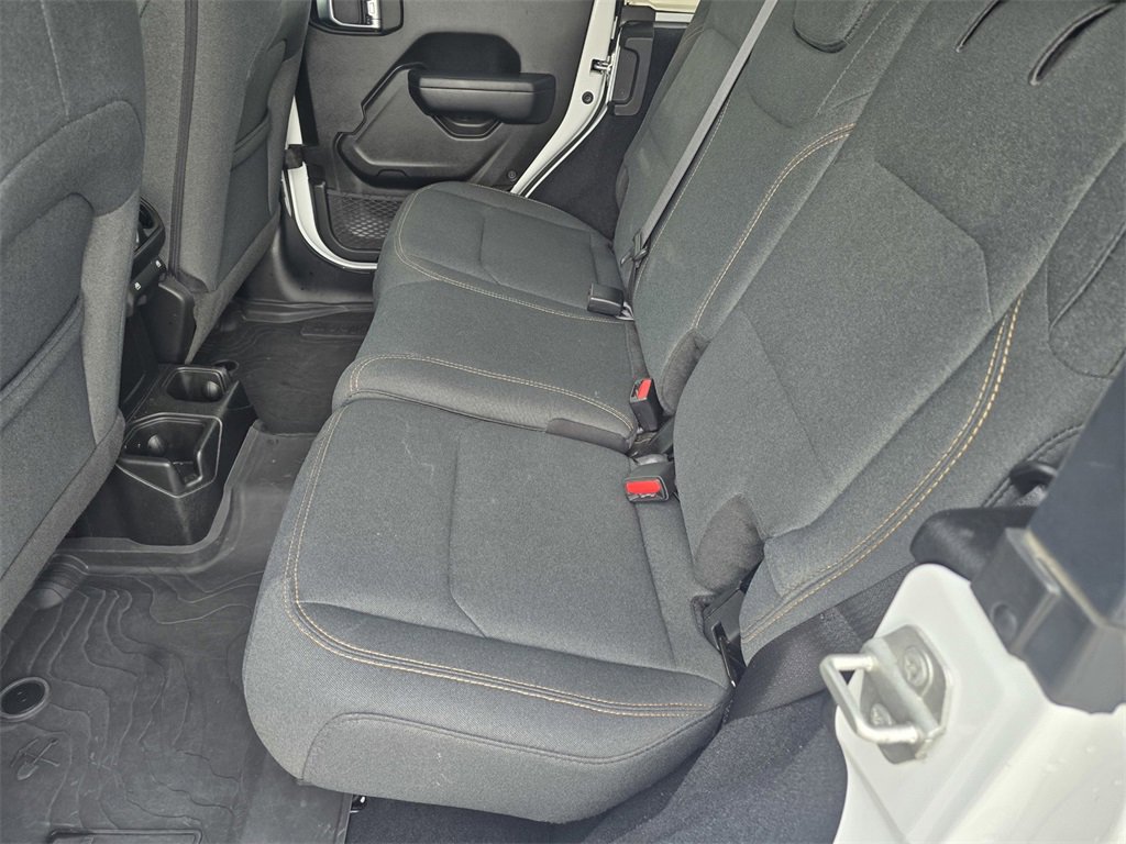 Used 2024 Jeep Wrangler Sport S image 11
