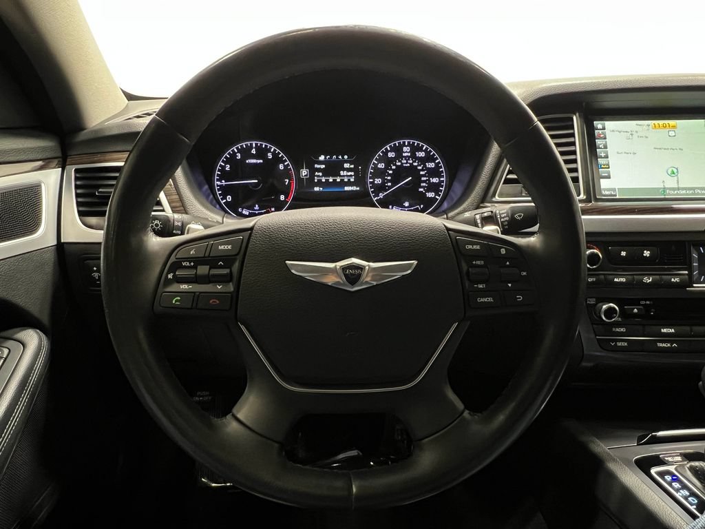 Used 2015 Hyundai Genesis 3.8 AWD/4WD image 22