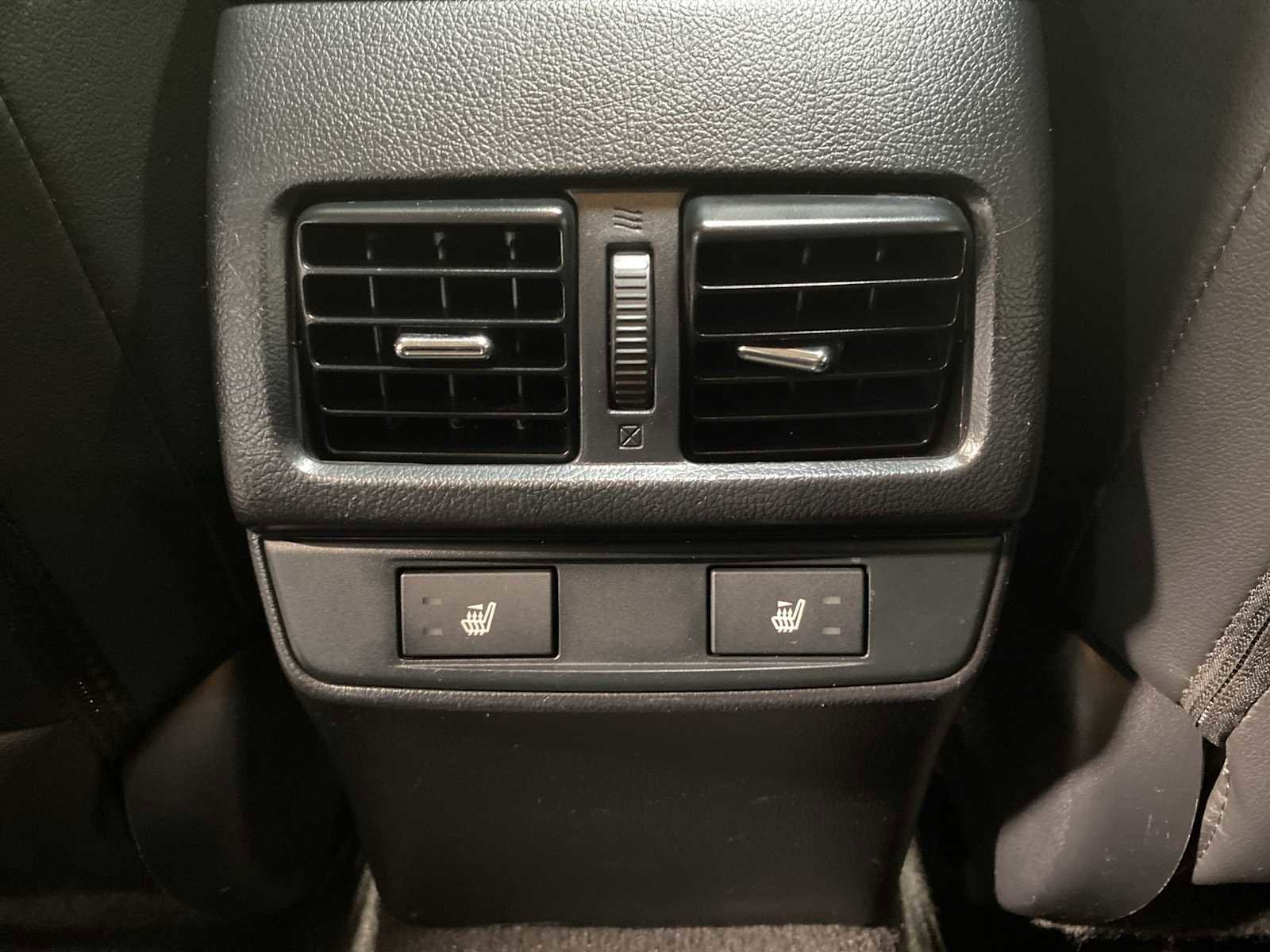 Used 2015 Subaru Outback 2.5i Limited image 25