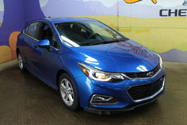 Used 2018 Chevrolet Cruze LT w/ RS Package FWD image 4