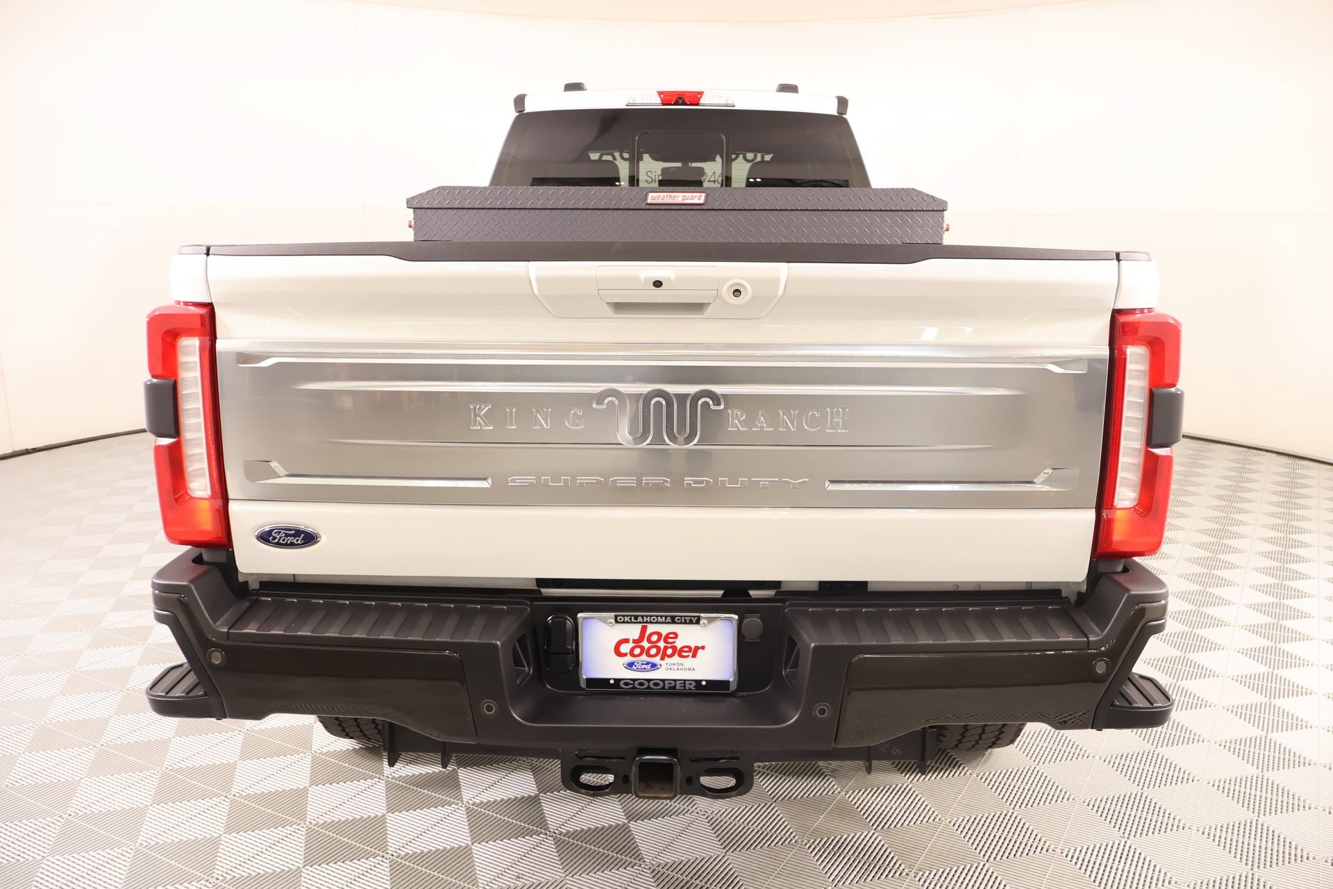 Used 2024 Ford F350 King Ranch w/ FX4 Off-Road Package AWD/4WD image 23