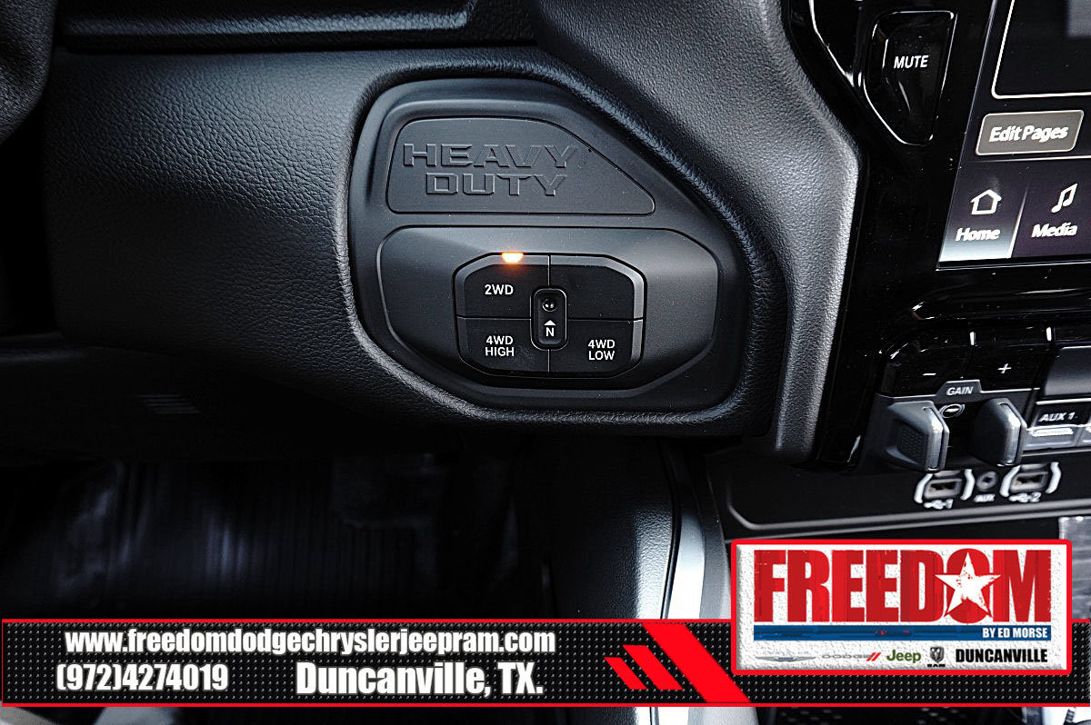New 2026 RAM 4500 4x4 Crew Cab DRW w/ Laramie Trim Package image 25