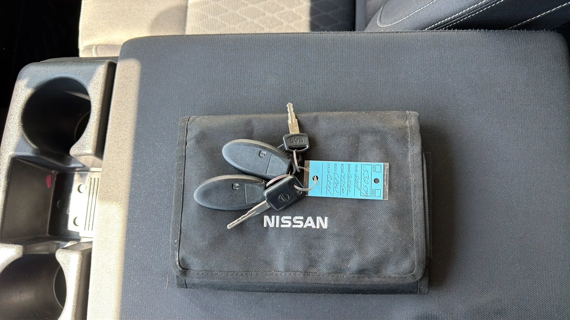 Used 2018 Nissan Titan SV RWD image 22