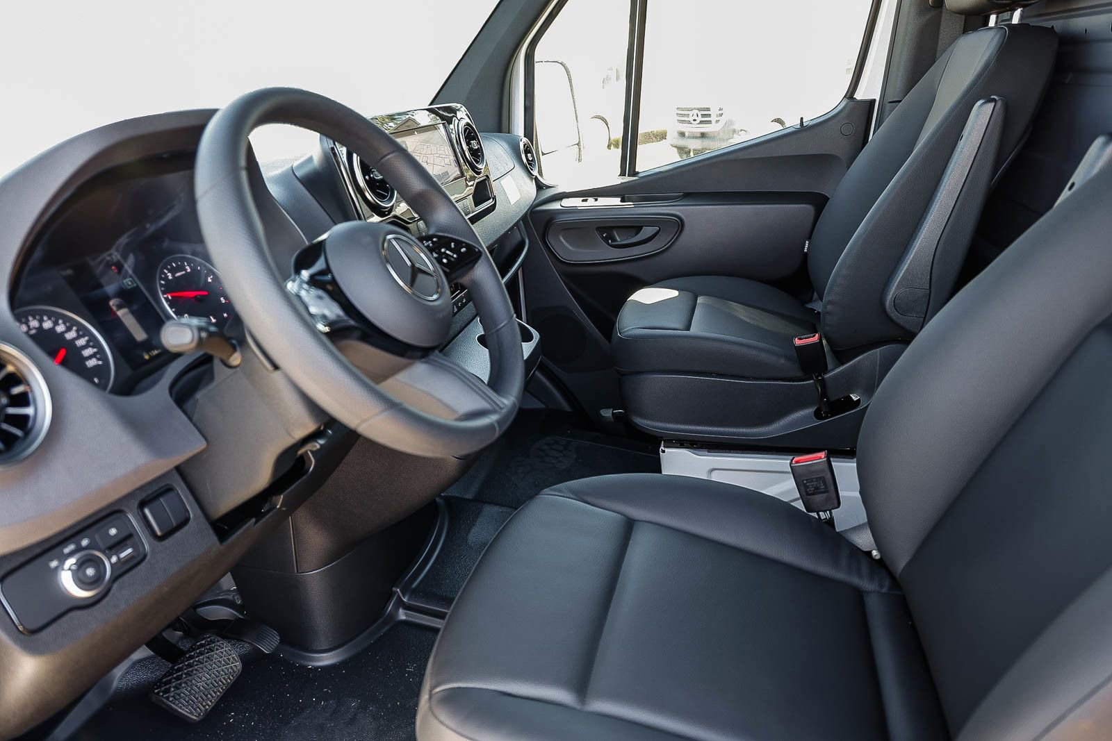 New 2026 Mercedes-Benz Sprinter 4500 image 16