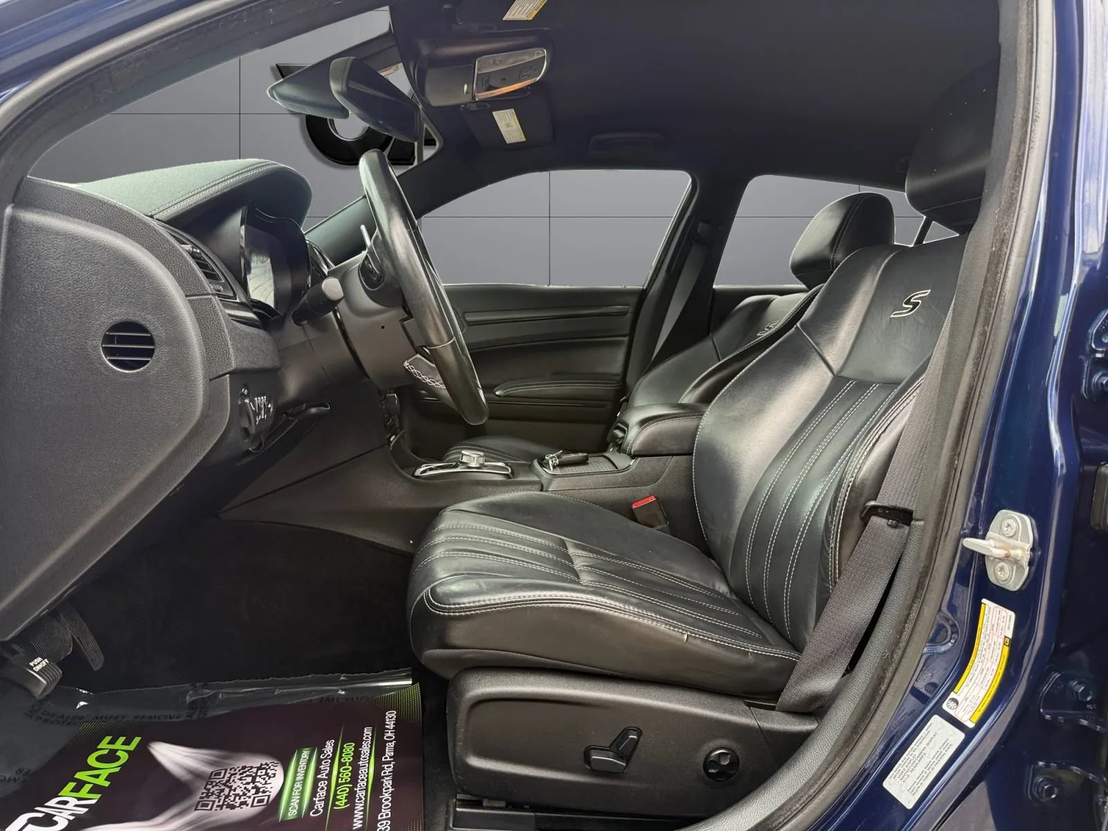 Used 2016 Chrysler 300 S RWD image 16