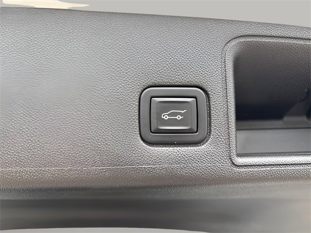 Used 2022 GMC Terrain Denali w/ Denali Premium Package image 23