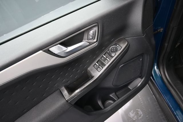 Used 2020 Ford Escape SE FWD image 18