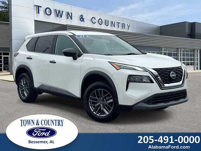 Used 2023 Nissan Rogue S AWD/4WD image 1