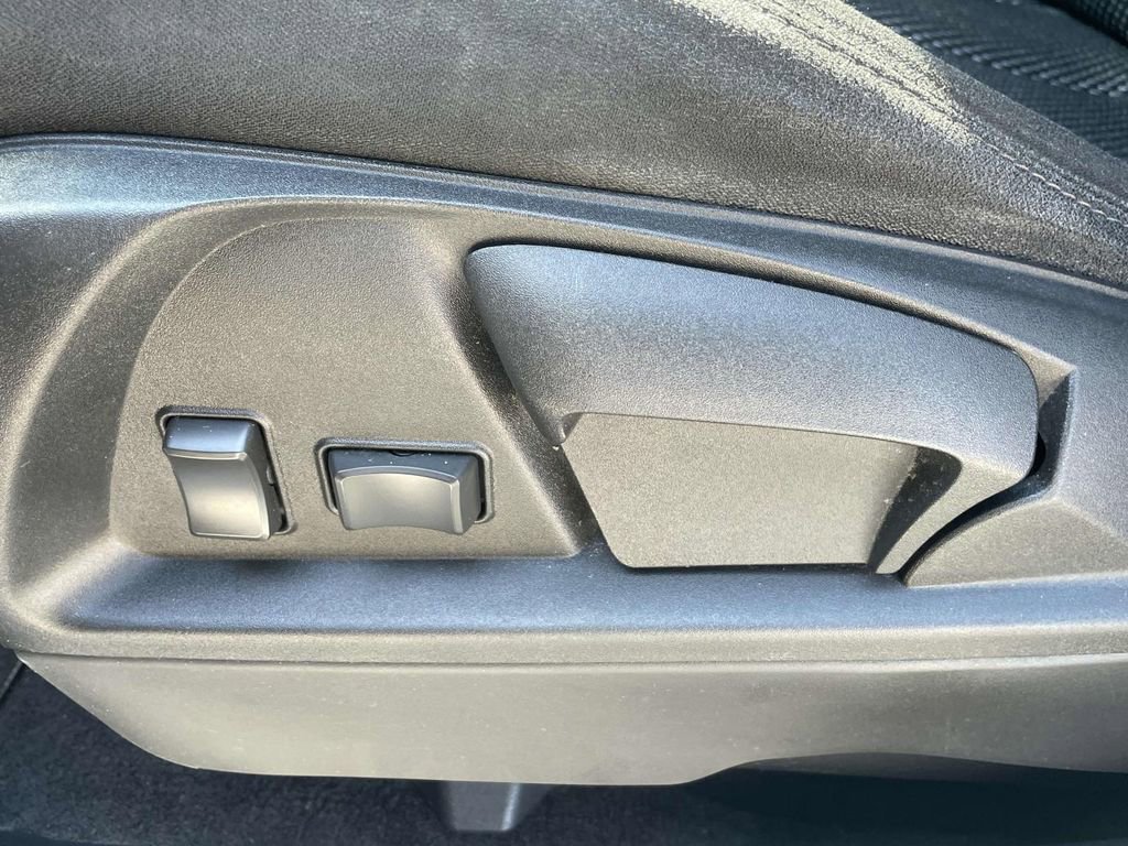 Used 2016 Chevrolet Equinox LT image 14