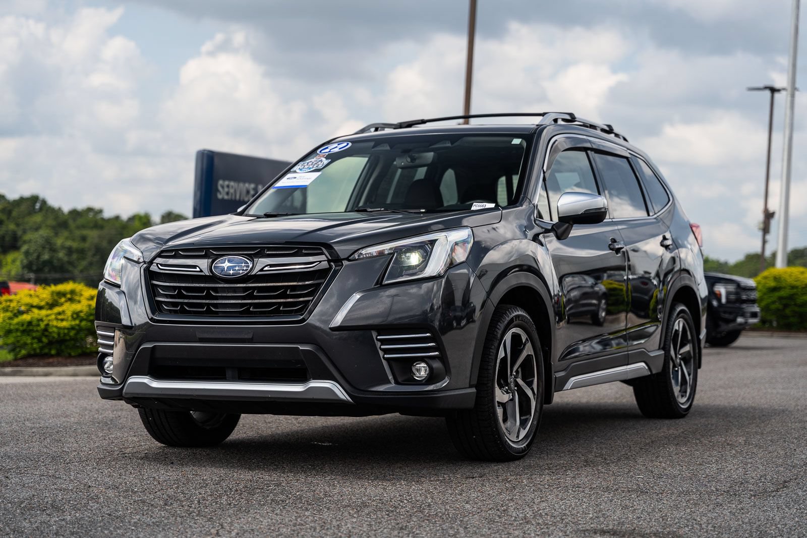 Used 2022 Subaru Forester Touring w/ Popular Package #2 AWD/4WD image 3