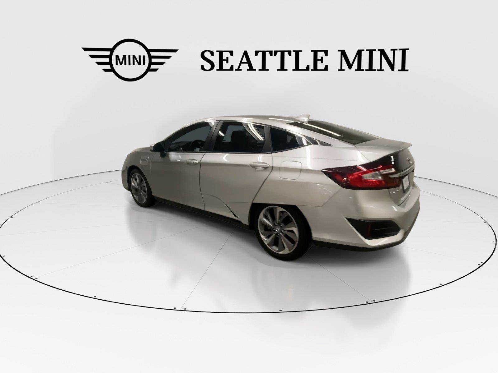 Used 2018 Honda Clarity Touring image 8