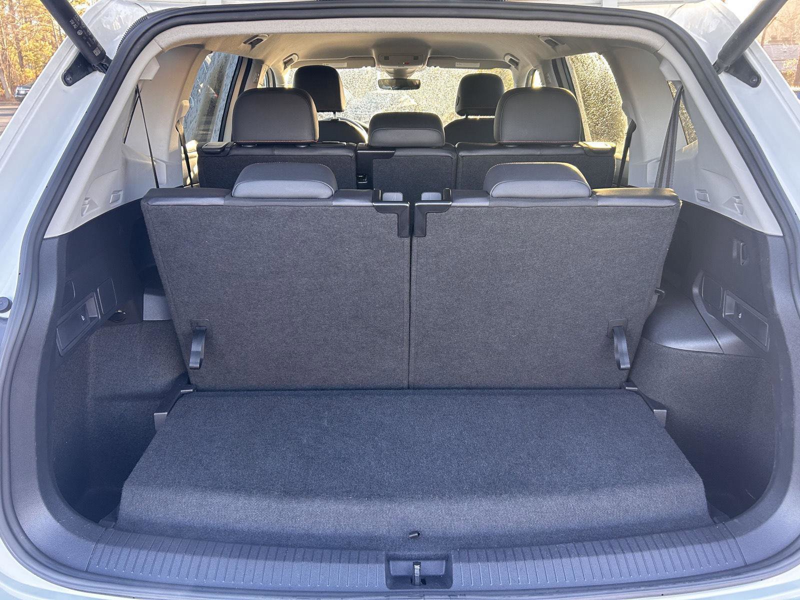 Used 2024 Volkswagen Tiguan Wolfsburg Edition image 6