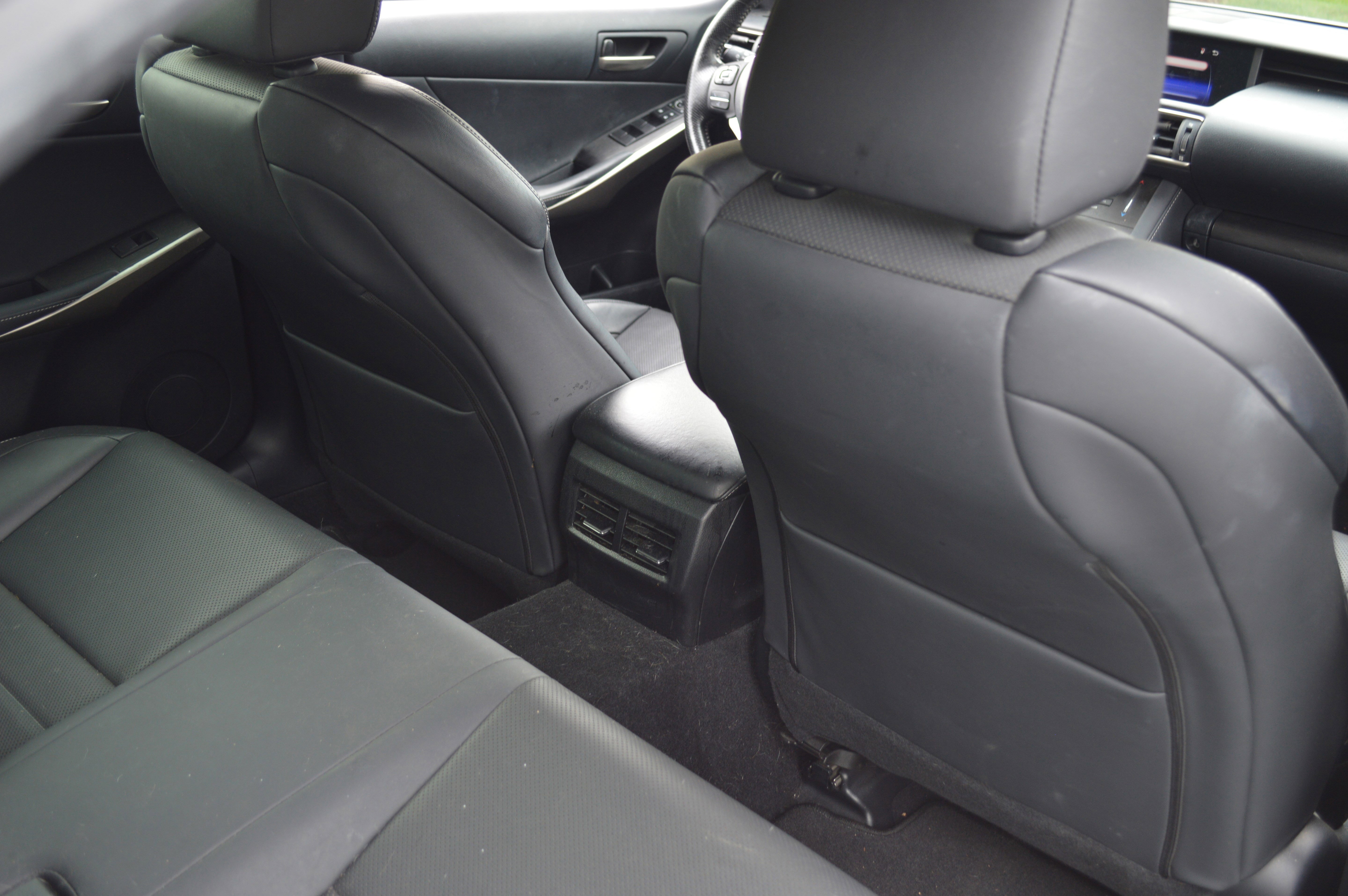 Used 2019 Lexus IS 300 F Sport w/ F Sport Package RWD image 36