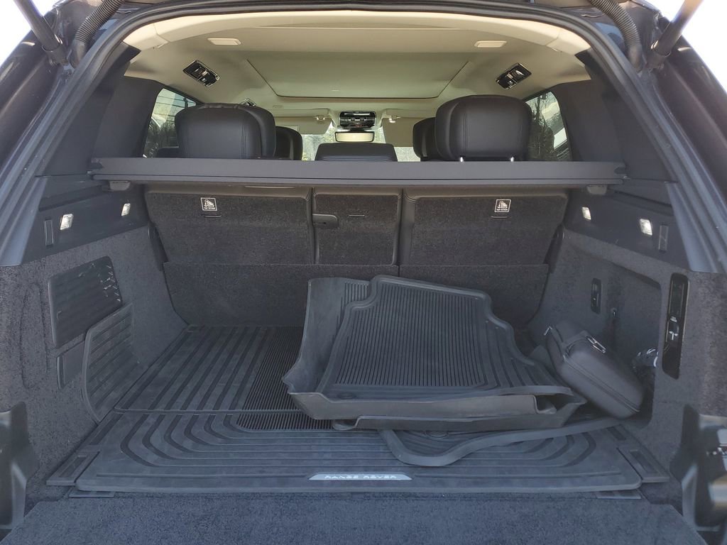 Used 2025 Land Rover Range Rover Long Wheelbase Autobiography image 34