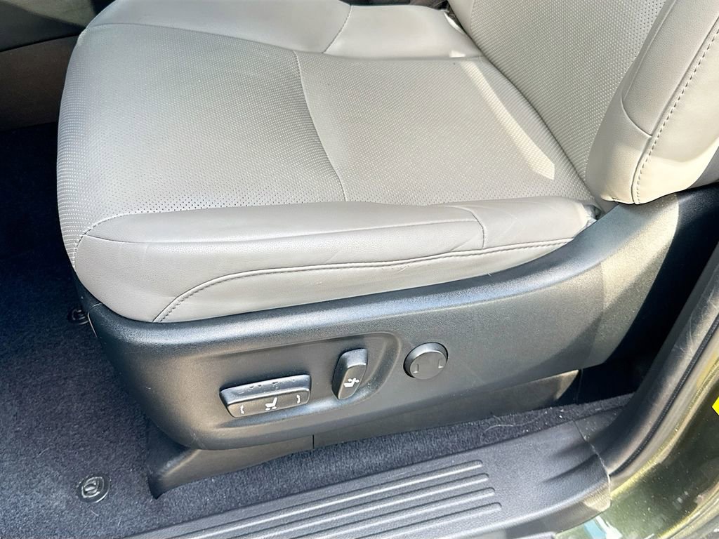 Used 2023 Lexus GX 460 w/ Black Line Special Edition image 20