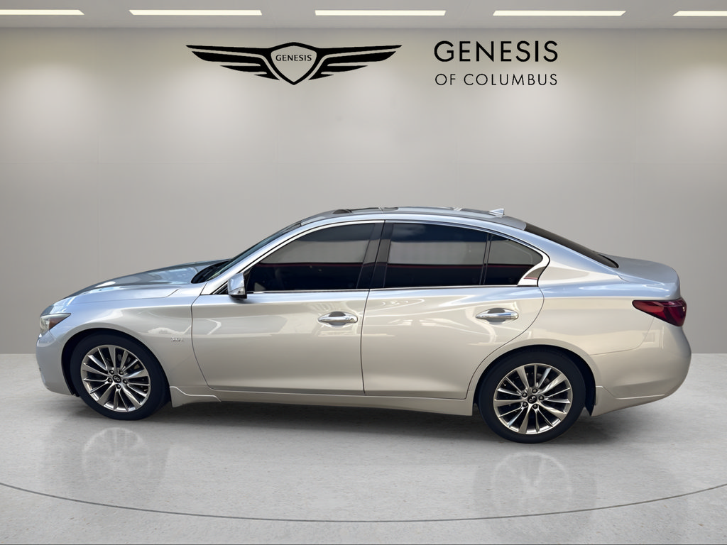 Used 2018 INFINITI Q50 Luxe w/ Sensory Package (Luxe) AWD/4WD image 2