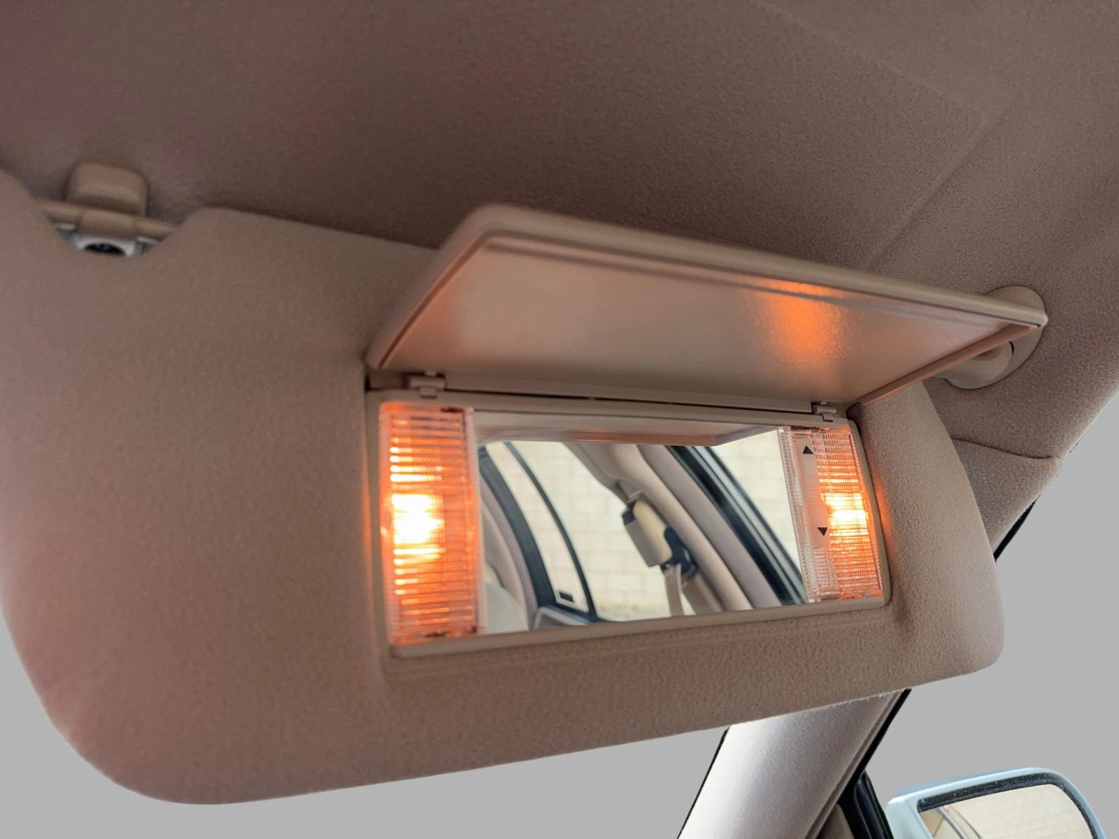 Used 1994 Cadillac De Ville Concours FWD image 22