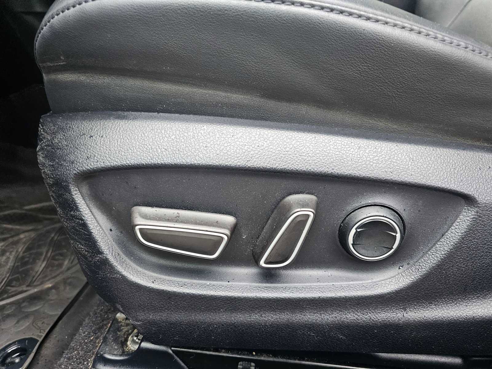 Used 2016 Toyota Prius Four image 23