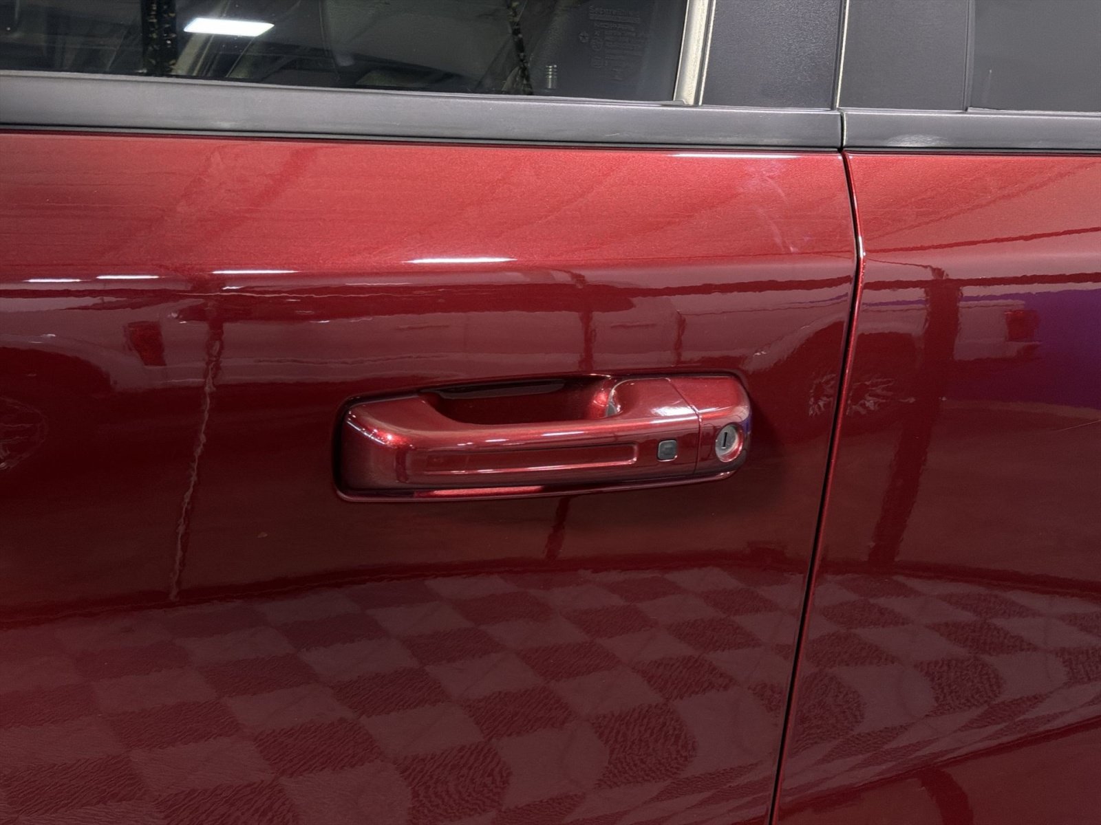 Used 2024 RAM 1500 Laramie AWD/4WD image 15