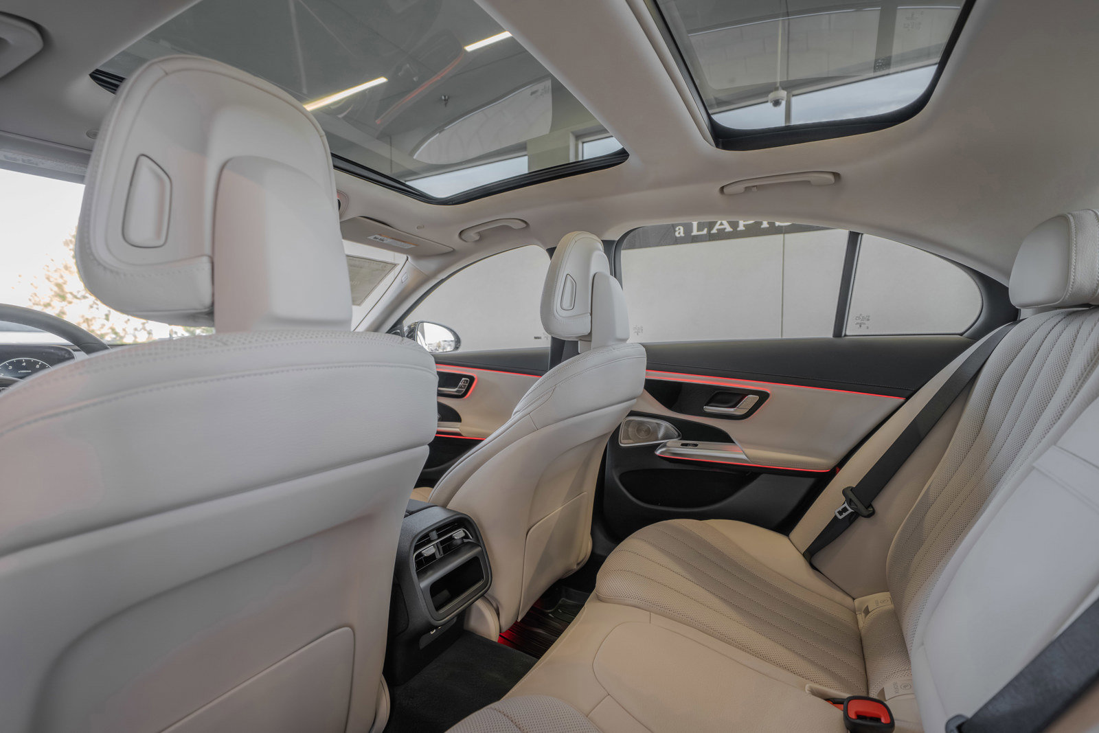 New 2026 Mercedes-Benz E 450 4MATIC Sedan image 26