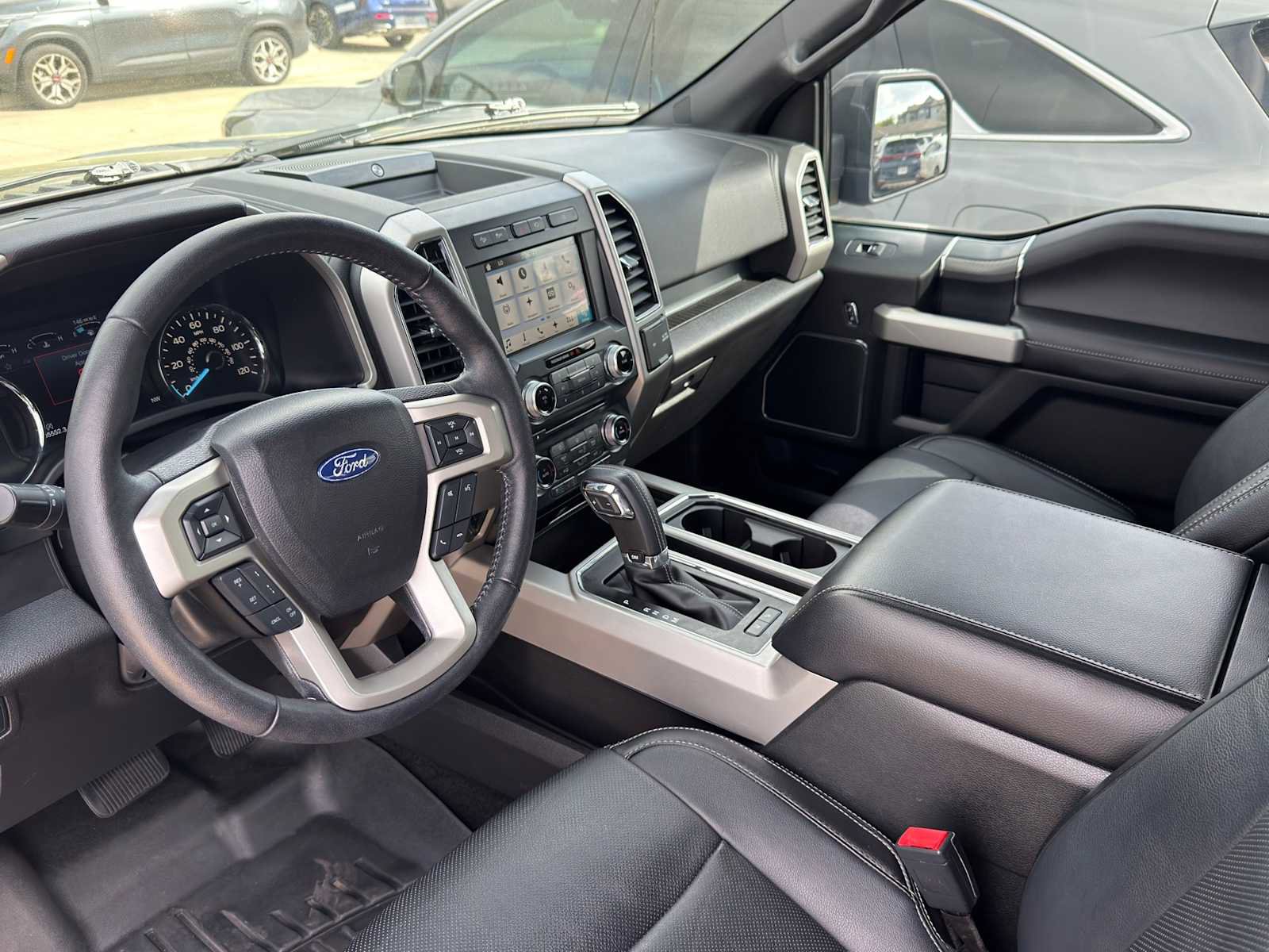 Used 2018 Ford F150 Lariat w/ Equipment Group 502A Luxury image 13