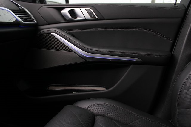 Used 2023 BMW X5 M50i w/ Executive Package image 32