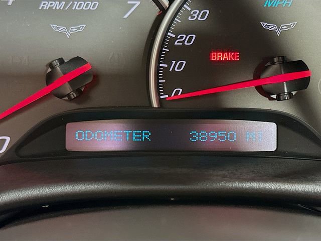 Used 2005 Chevrolet Corvette Convertible w/ Preferred Equipment Group image 12