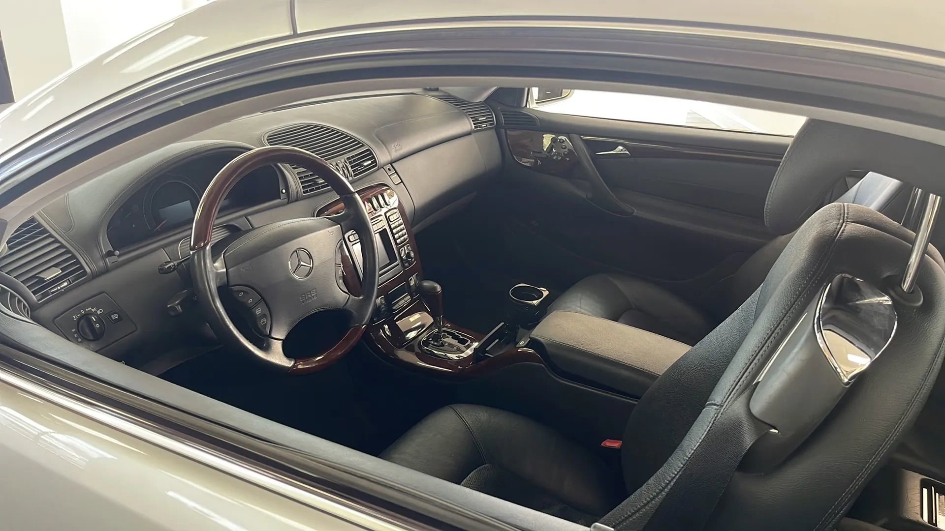 Used 2001 Mercedes-Benz CL 500 image 12