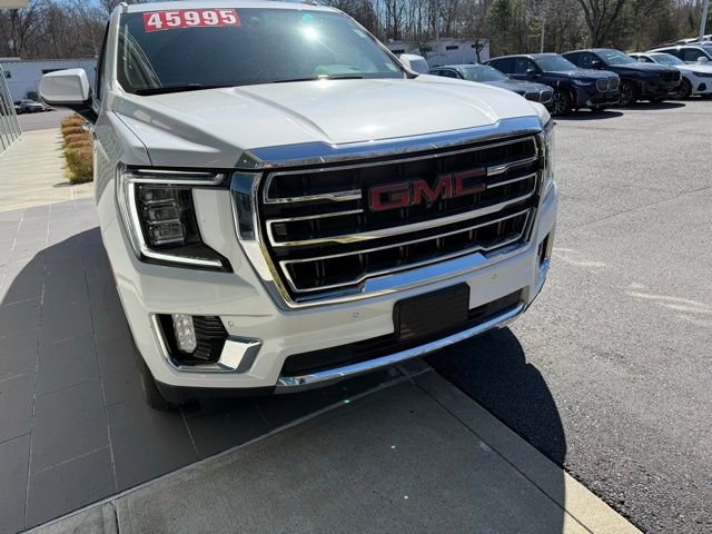 Used 2021 GMC Yukon SLT w/ SLT Premium Package image 4