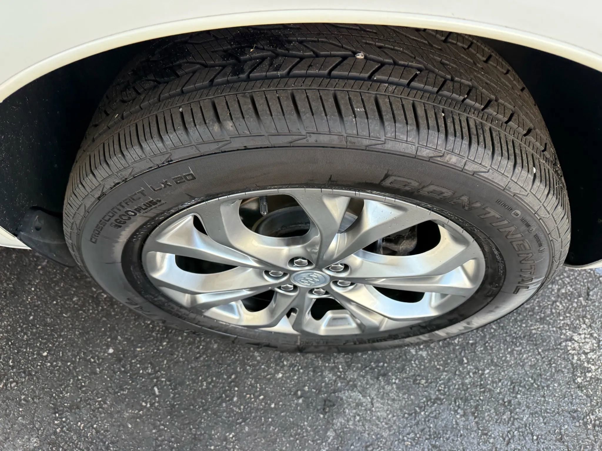 Used 2021 Buick Enclave Avenir w/ Avenir Technology Package image 97