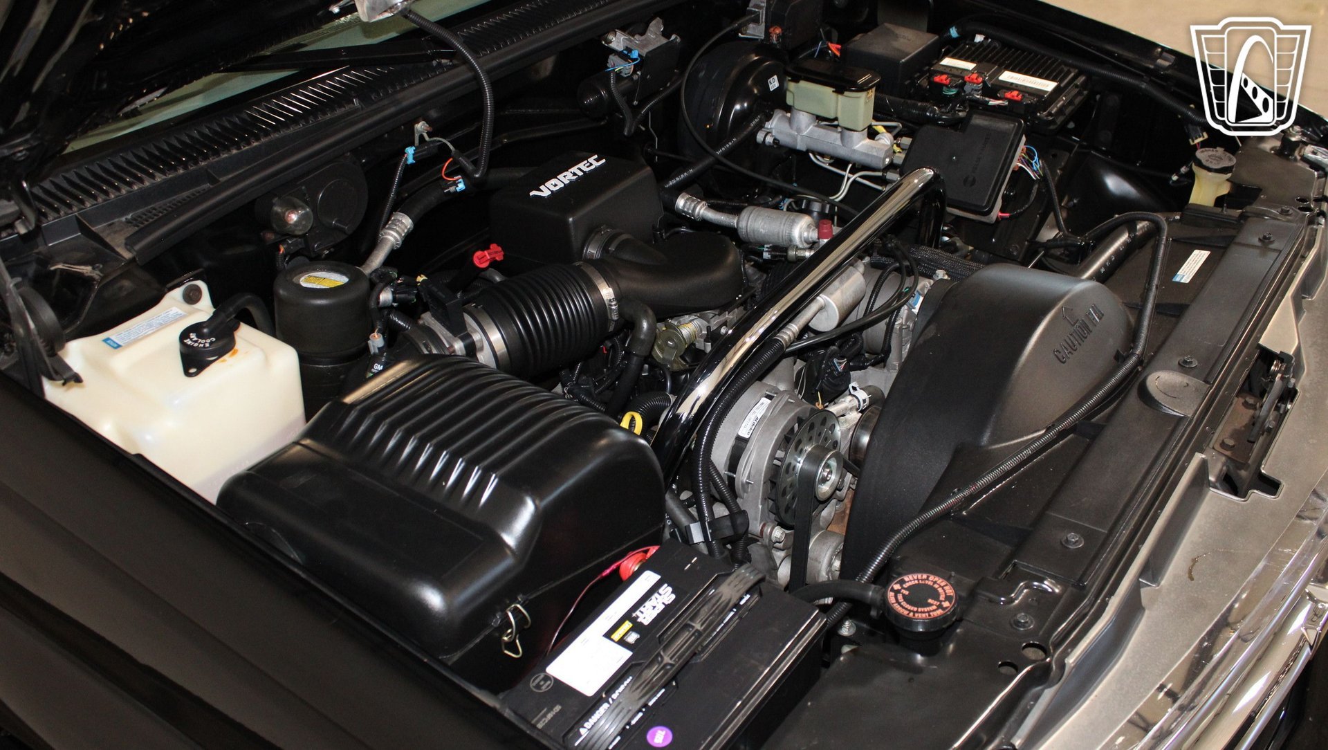 Used 1996 Chevrolet Tahoe 4WD 2-Door image 19