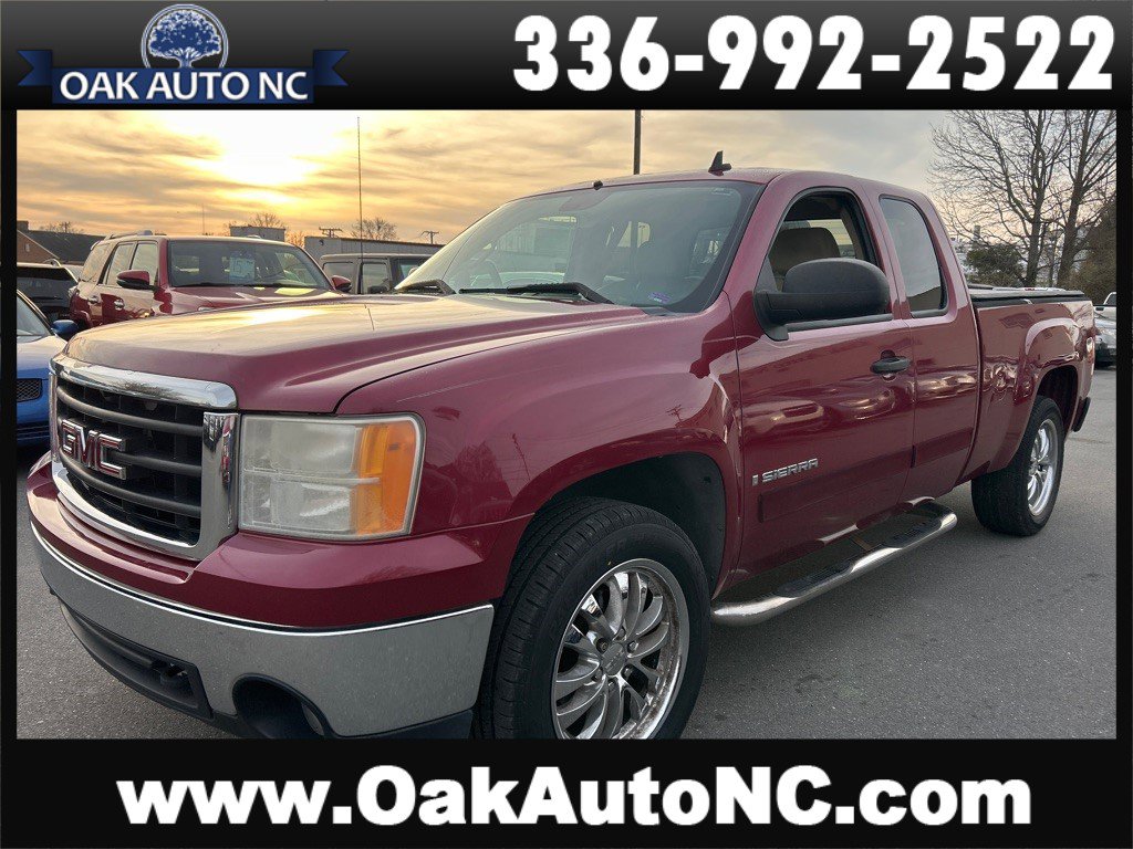 Used 2007 GMC Sierra 1500 SLE RWD image 1