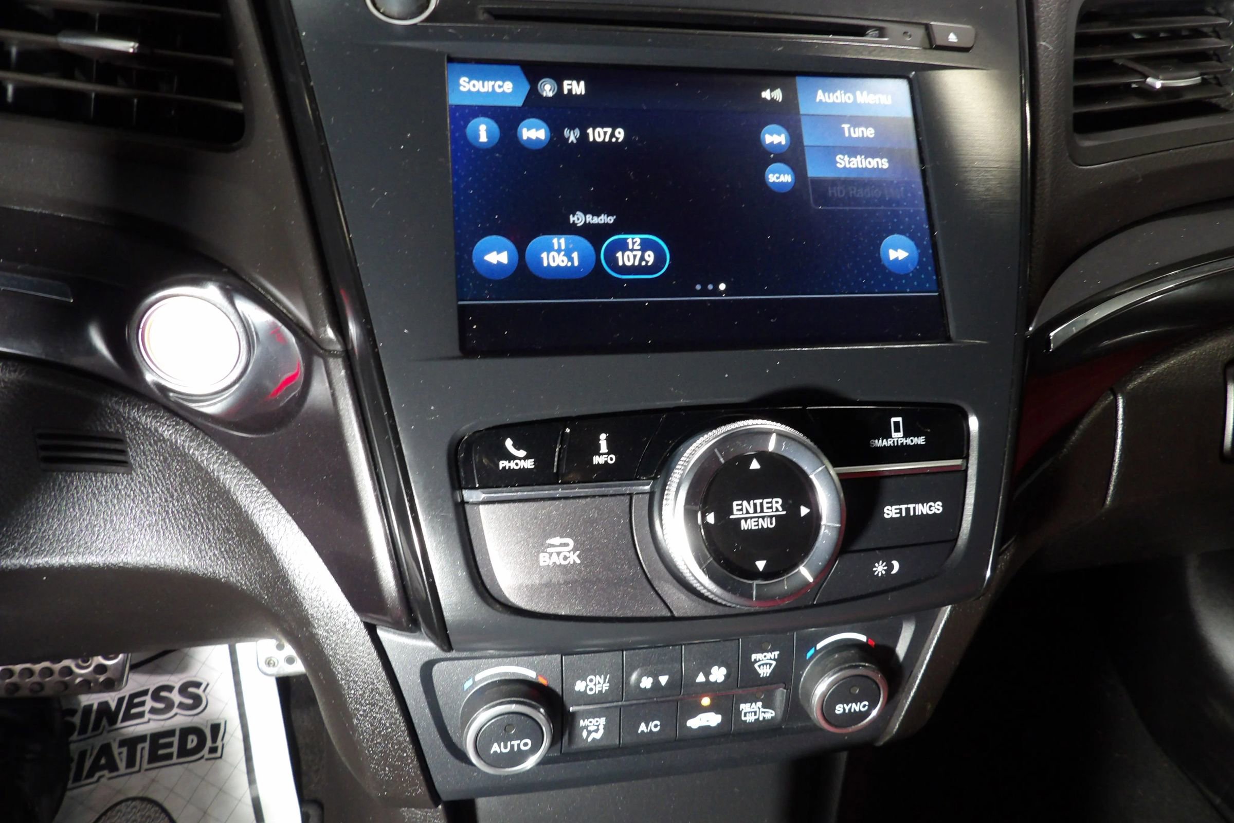 Used 2022 Acura ILX image 22