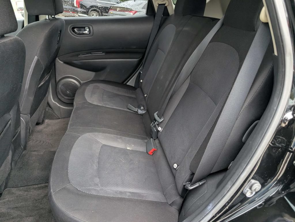 Used 2013 Nissan Rogue S w/ Special Edition Pkg FWD image 22