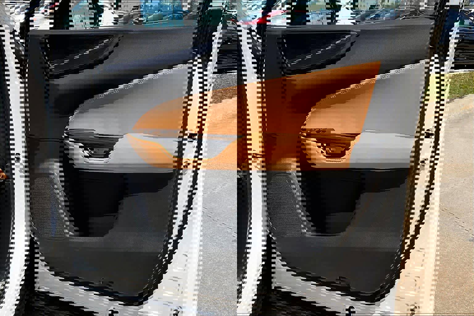 Used 2025 Lexus NX 250 FWD w/ Accessory Package (Z1) image 23