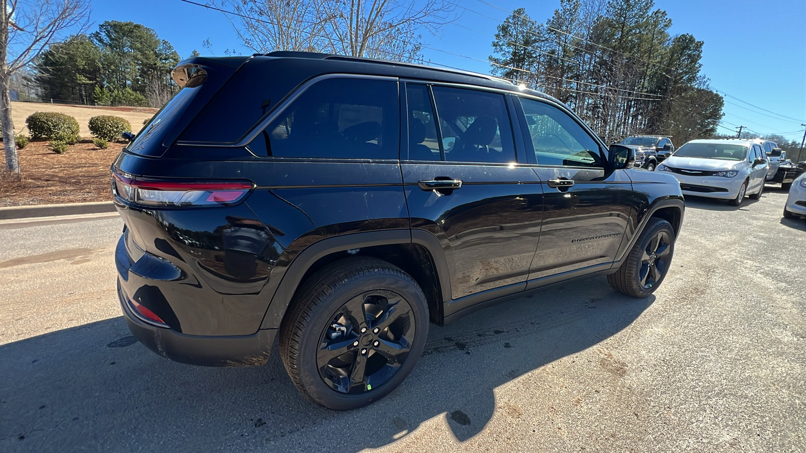 New 2026 Jeep Grand Cherokee Limited image 8