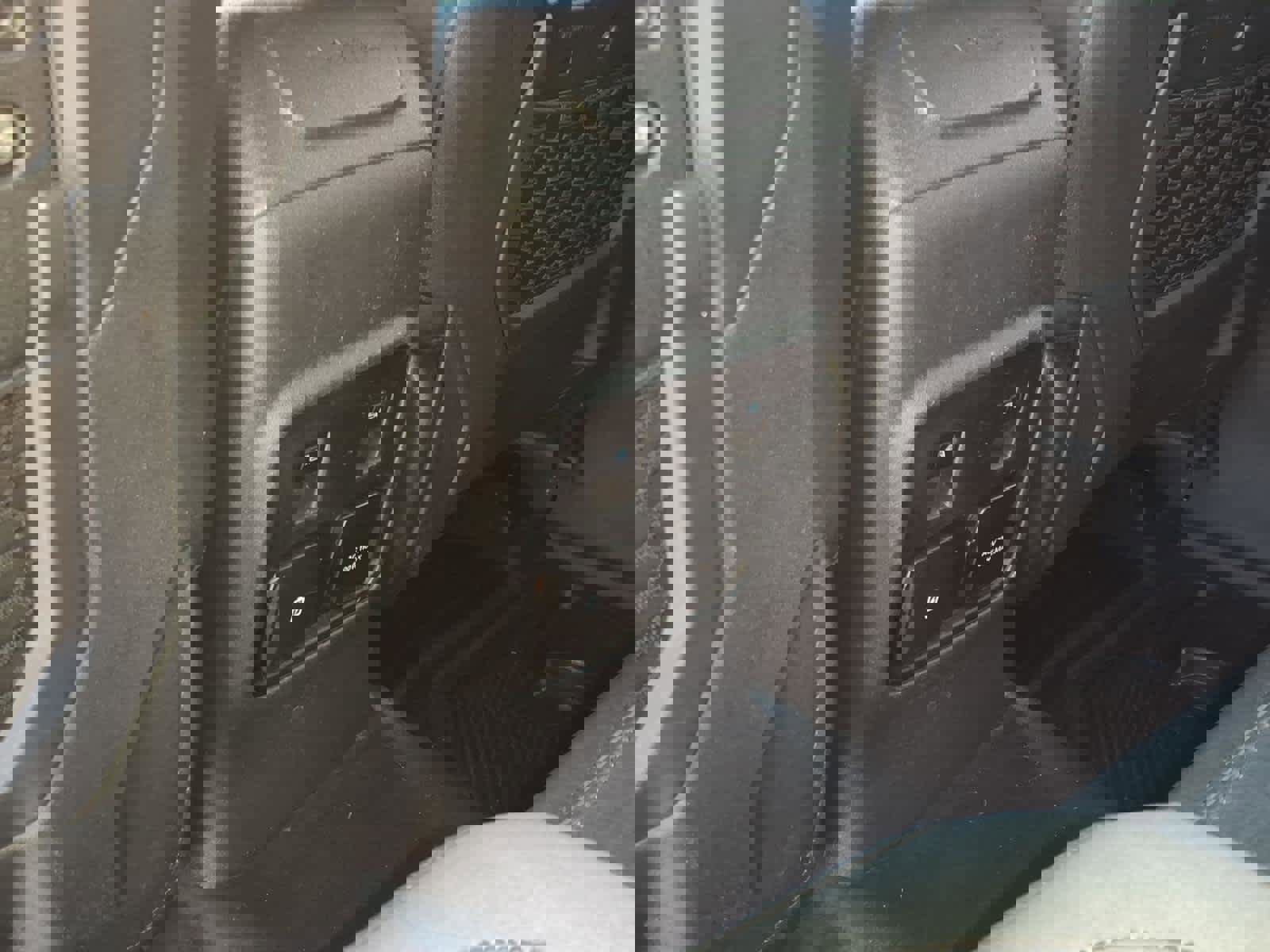 Used 2024 Ford Bronco Black Diamond image 23