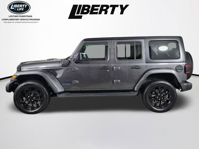 Used 2023 Jeep Wrangler Unlimited Sahara w/ Cold Weather Group AWD/4WD image 6