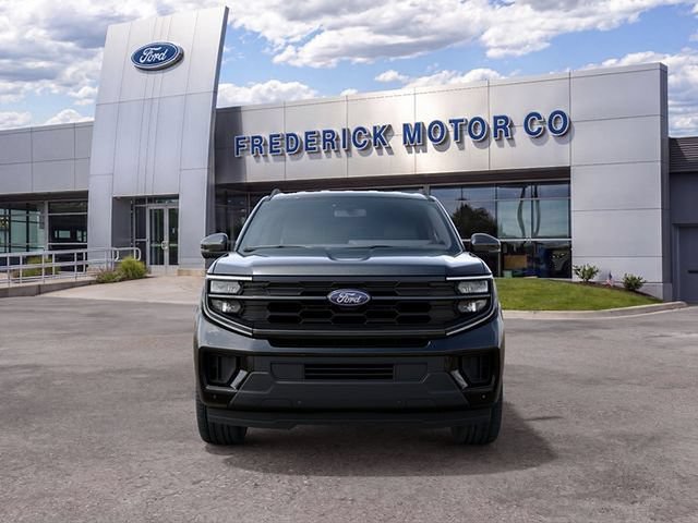 New 2027 Ford Expedition Max Active AWD/4WD image 3