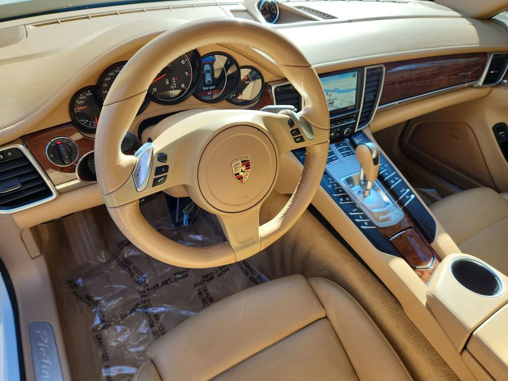 Used 2013 Porsche Panamera 4 Platinum Edition image 15