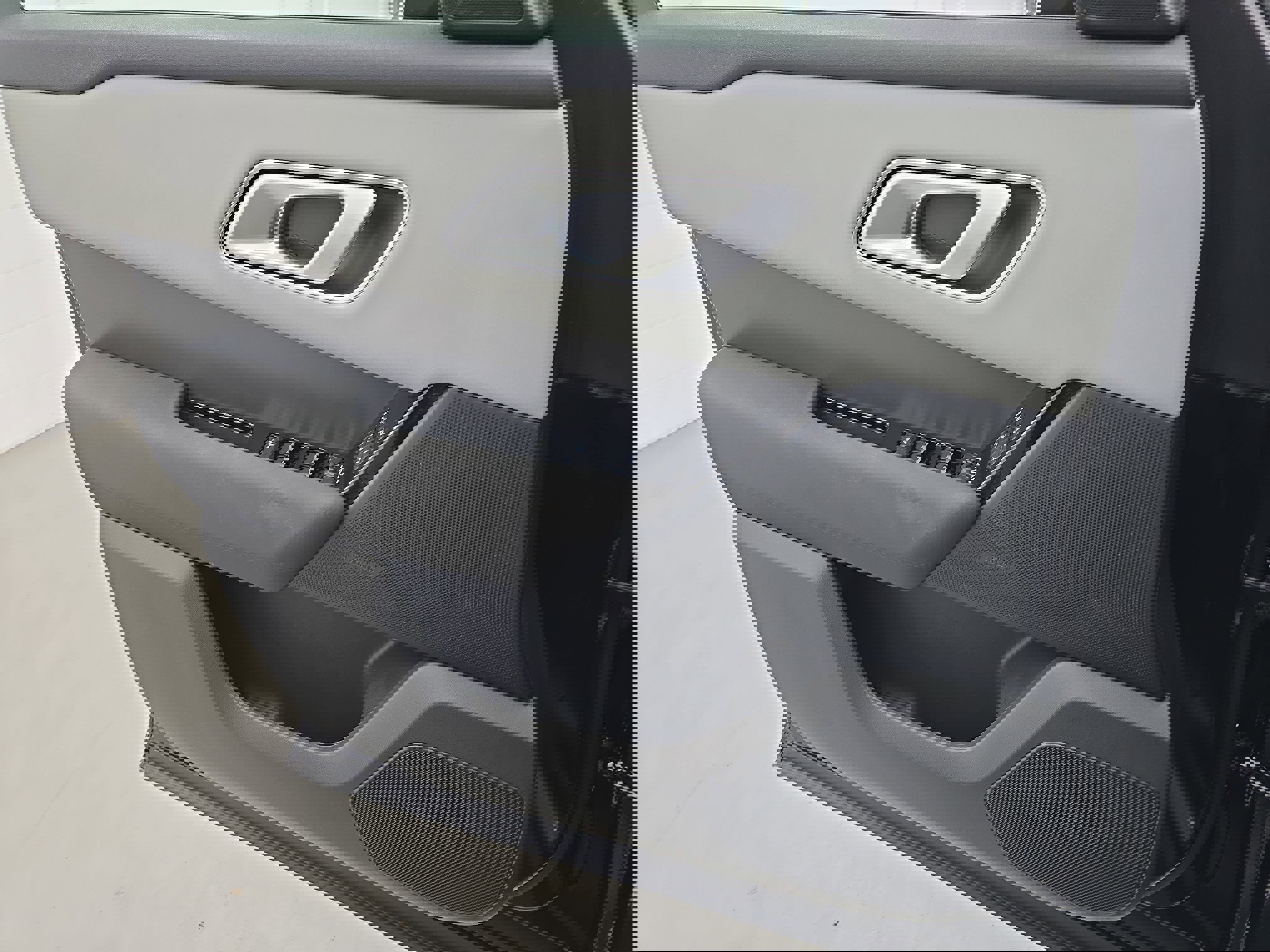 Used 2025 Land Rover Range Rover Velar Dynamic SE image 25