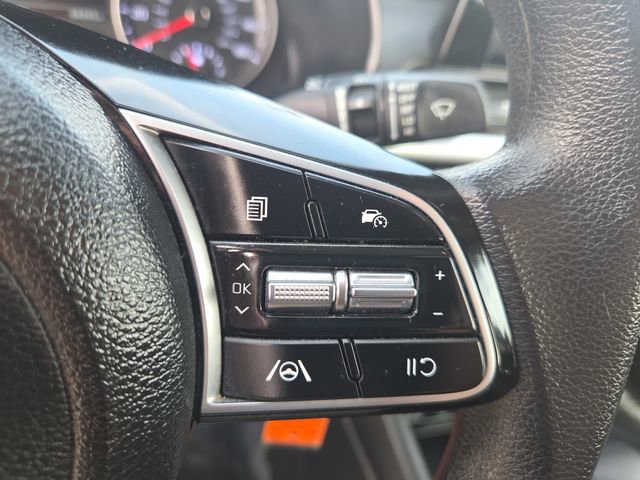 Used 2023 Kia Forte LXS image 21