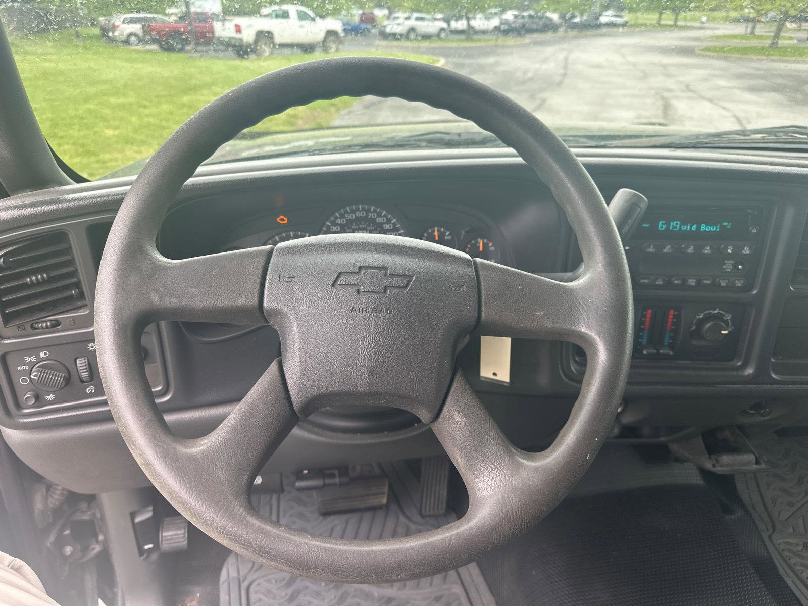 Used 2004 Chevrolet Silverado 2500 2WD Extended Cab image 11
