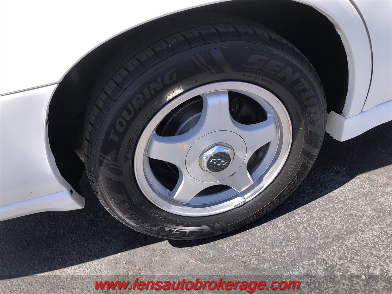 Used 2002 Chevrolet Impala LS w/ Preferred Equipment Group image 25