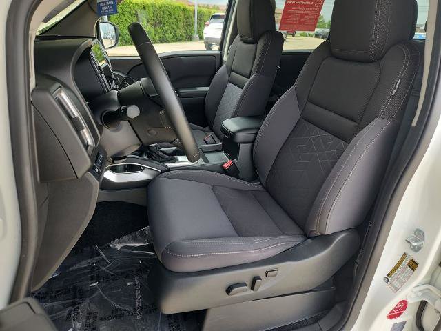 Certified 2025 Nissan Frontier SV w/ SV Convenience Package RWD image 12
