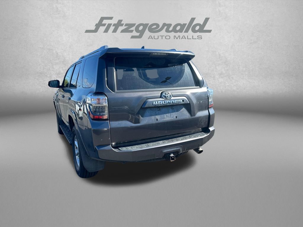 Used 2018 Toyota 4Runner SR5 Premium image 3